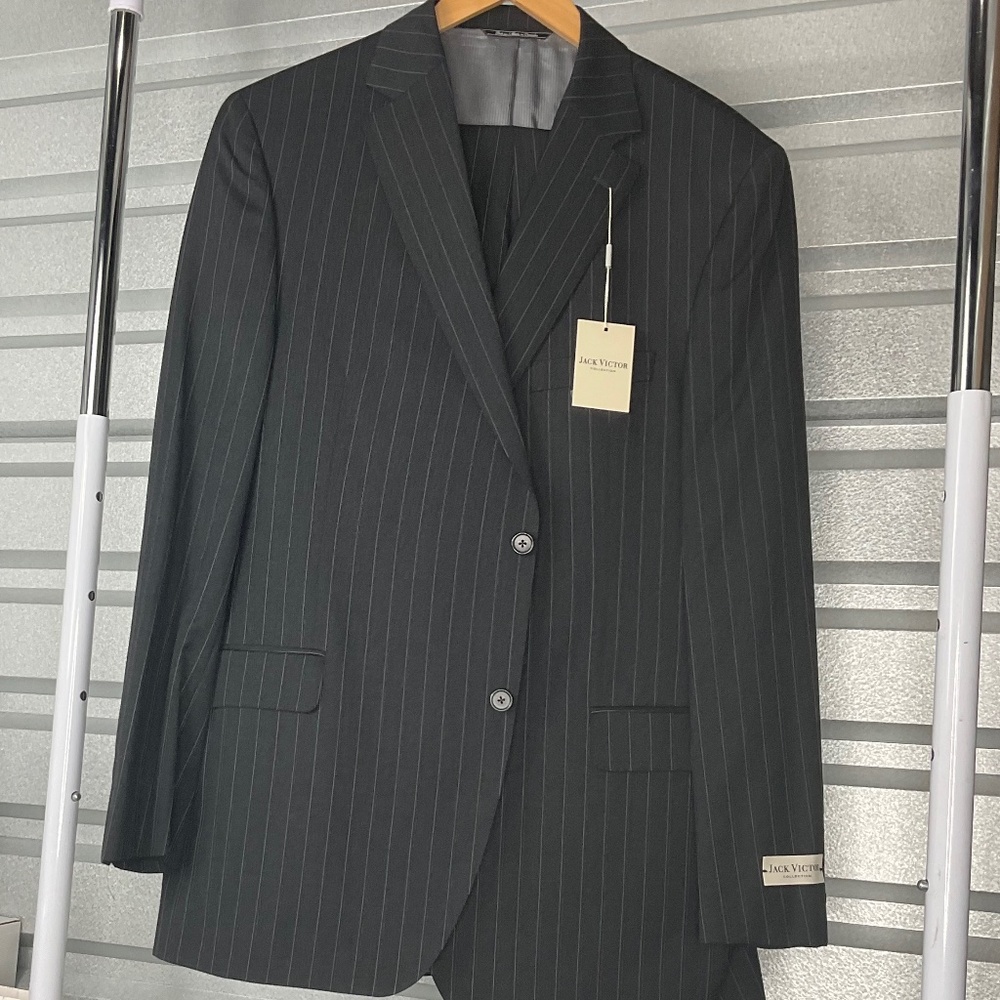 Suit by JACK VICTOR size 46 Long
